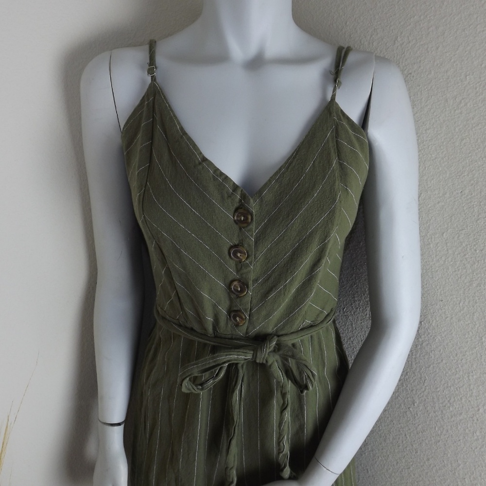 Beautiful Forest Green Crew Neck Jumpsuit - Picture 4 of 7